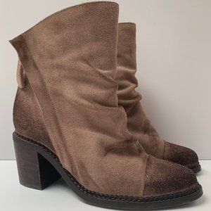 Sbicca Millie Tan Distressed Ankle Boot Sz 8.5
